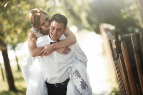 5 tips for newlywed home buyers